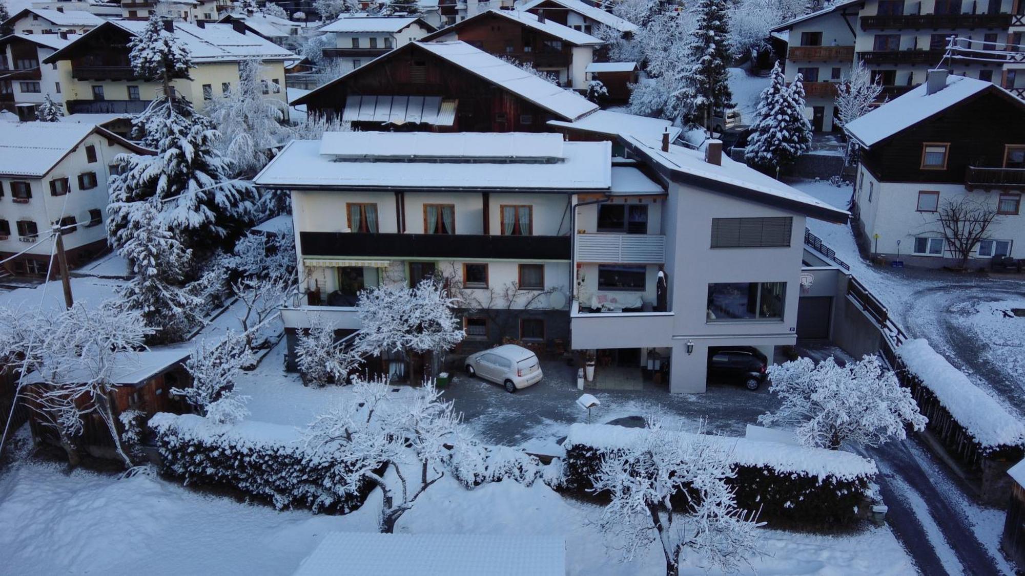 Appartement Haus Walch à Pettneu am Arlberg Extérieur photo