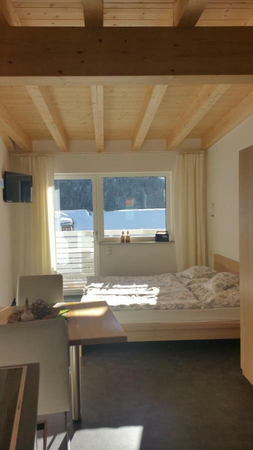 Appartement Haus Walch à Pettneu am Arlberg Extérieur photo